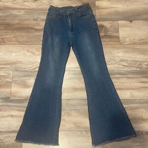 SHEIN Flare Jeans Size Small Petite (2-4) Short Medium Wash Fringe Flare Bottoms